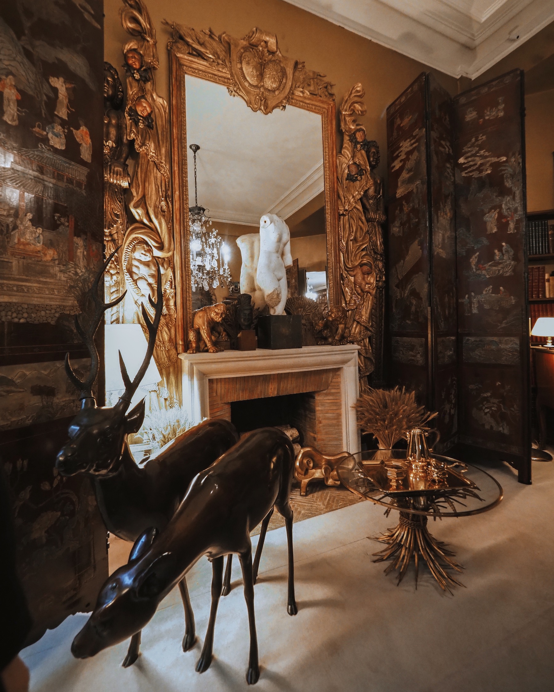 Visiting Coco Chanel's 31 rue Cambon Apartment – Pale Division by Willabelle  Ong
